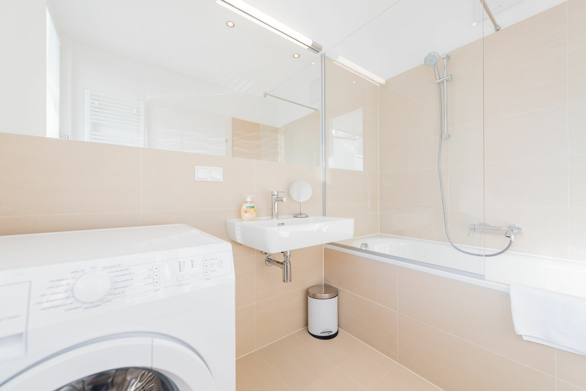 Appartement Mainstation - 10 Minutes To Citycenter - With Aircondition *