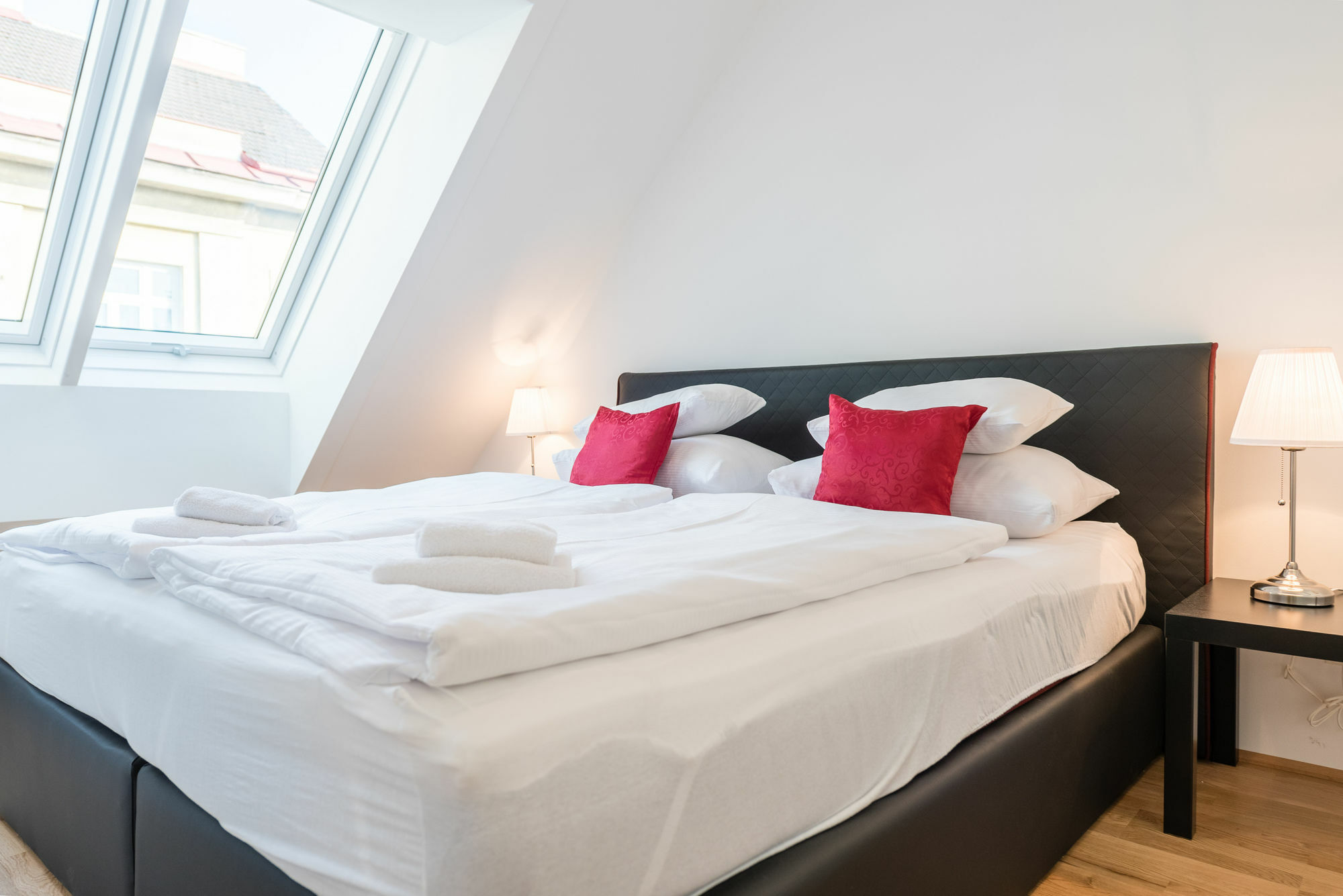 Mainstation - 10 Minutes To Citycenter - With Aircondition Wenen